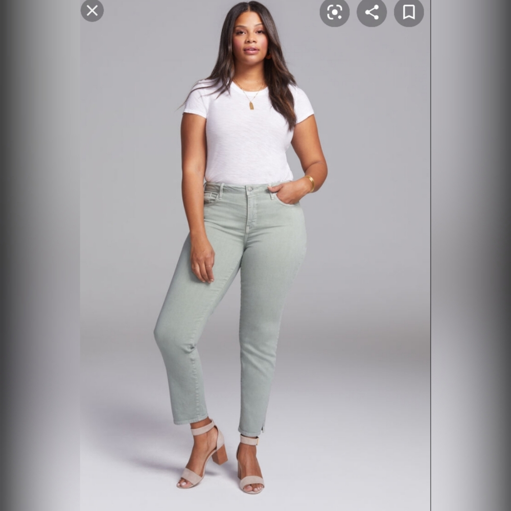 NYDJ Jeans Plus Size Jeans Size 24 NWT